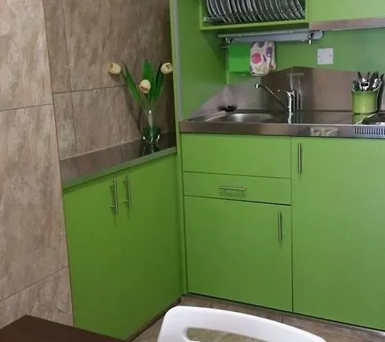 Layiotis アパートホテル 3*