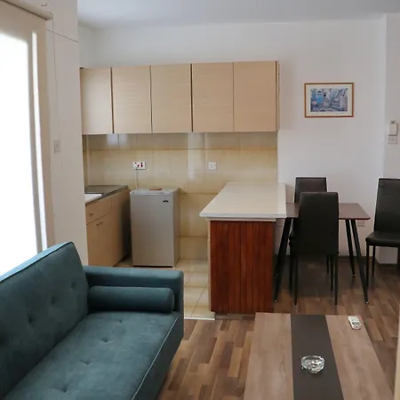 Apartahotel Layiotis Lárnaca