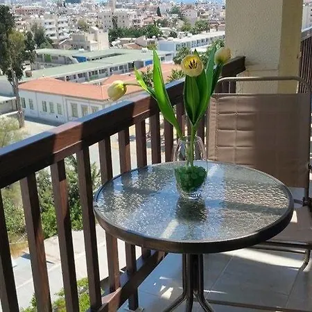 Layiotis Aparthotel