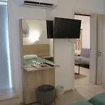 Aparthotel Layiotis