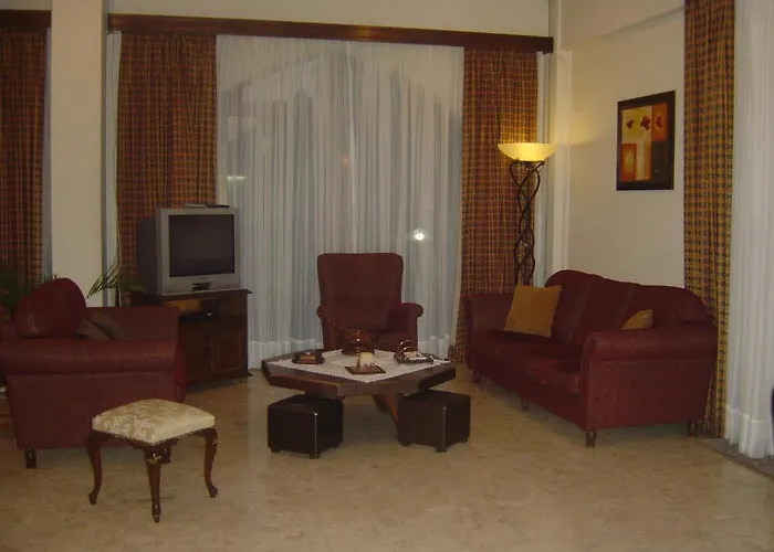 Layiotis Lejlighedshotel